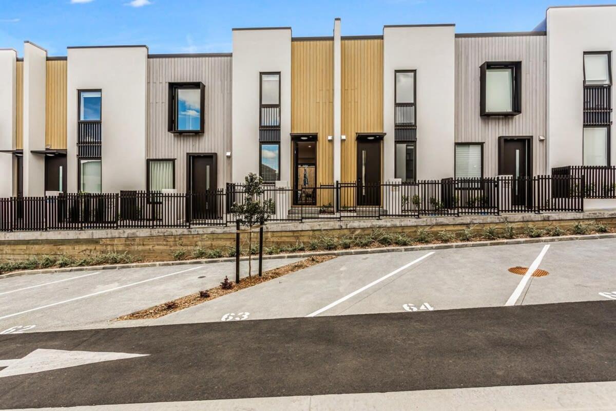 Fresh & Sleek Grey Lynn Unit With Private Patio Lejlighed Auckland Eksteriør billede